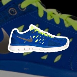 (EUC) NIKE® FLEX Men's Running Shoes 2013 - Size 9